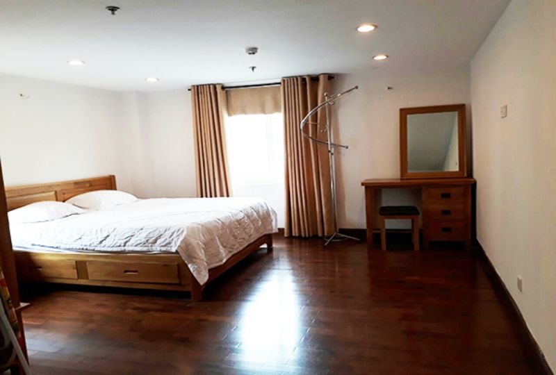 One bedroom serviced apartment in Phu Nhuan dist for rent 