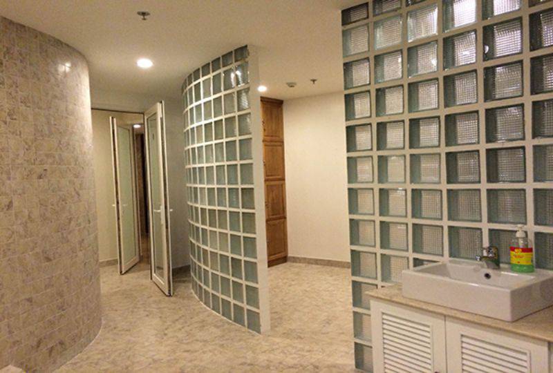 One bedroom serviced apartment in Phu Nhuan dist for rent 