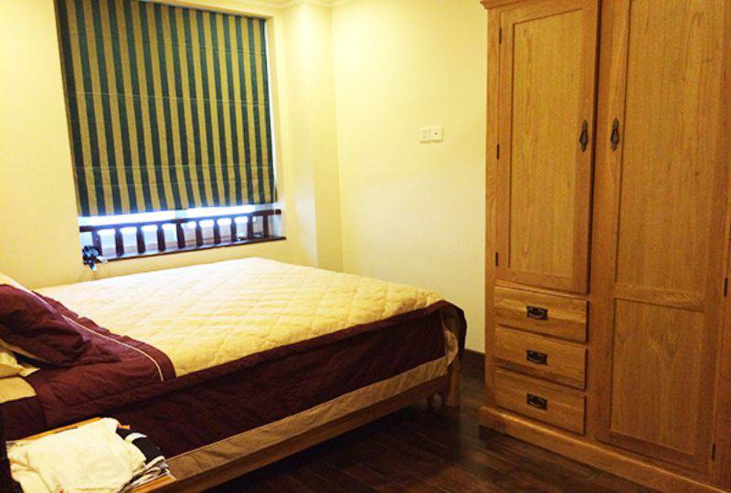 Nice serviced apartment for lease on Nguyen Van Troi street Phu Nhuan