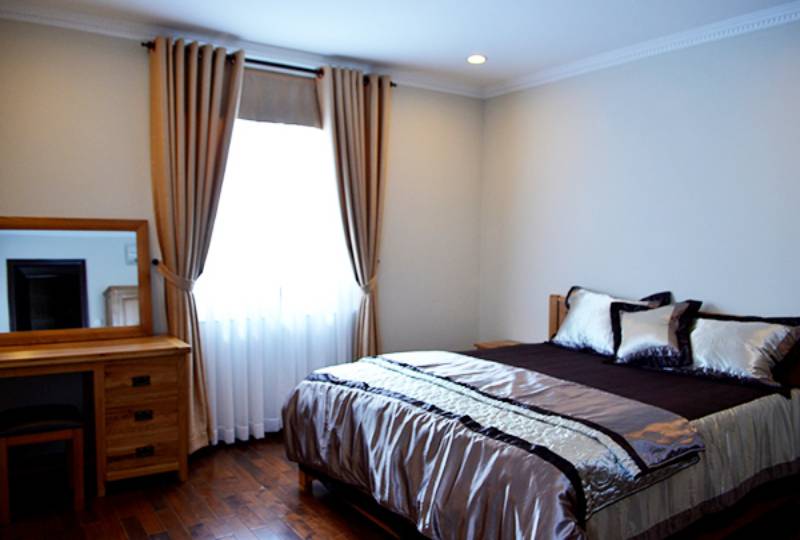 2 bedroom serviced apartment in Phu Nhuan dist Saigon city center for rent