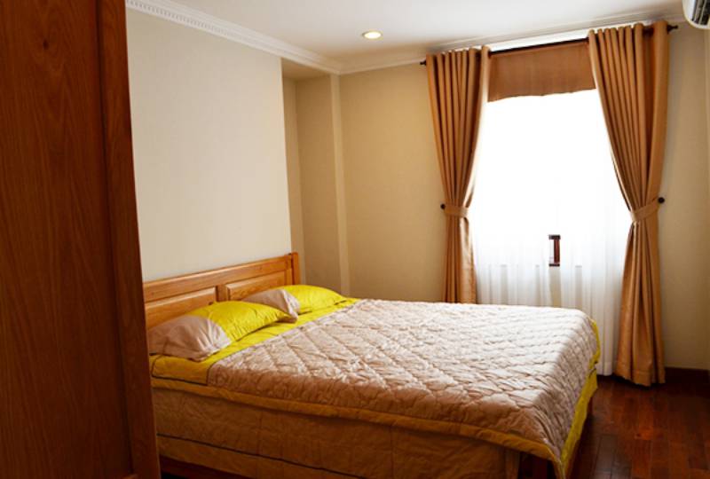 2 bedroom serviced apartment in Phu Nhuan dist Saigon city center for rent