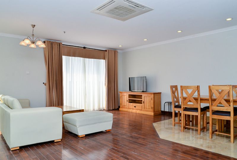 Three bedroom serviced apartment in Phu Nhuan Urban district for rent 