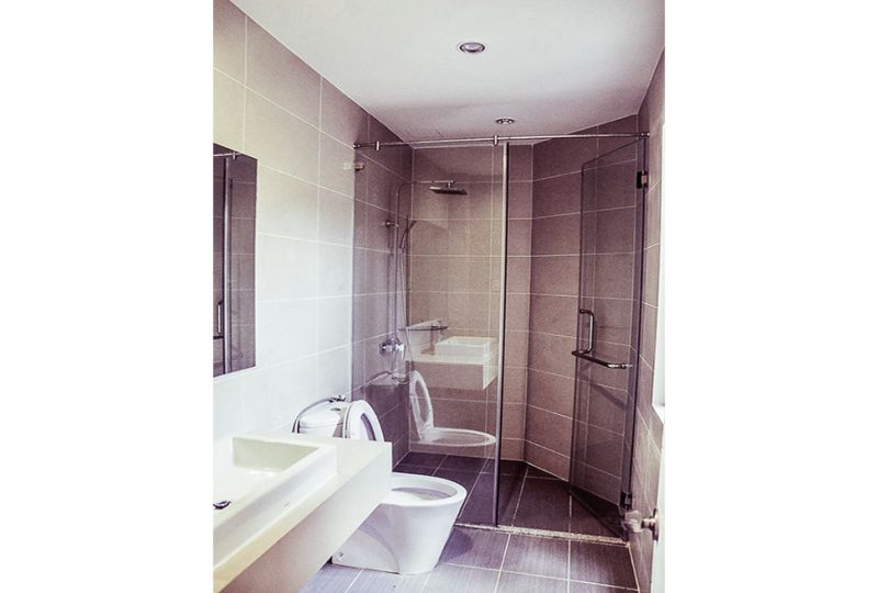 Luxury three bedroom serviced apartment in Phu Nhuan district for lease