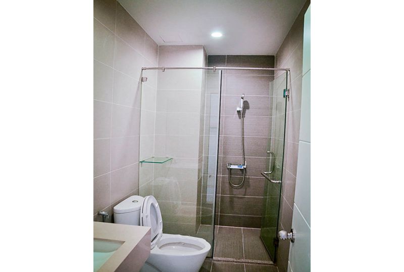 Luxury three bedroom serviced apartment in Phu Nhuan district for lease