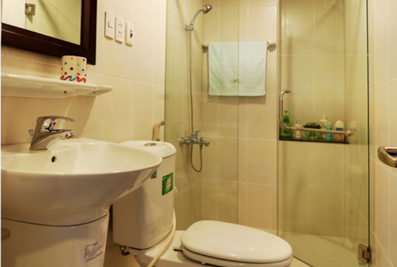 Nice serviced apartment for lease Saigon located at Nguyen Van Troi street