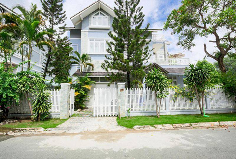 Nice villa for rent in Saigon - Thao Dien 1 compound Nguyen Van Huong street