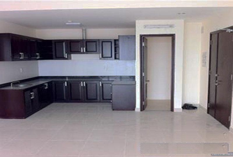 Unfurnished apartment for rent on Satra Eximland Phu Nhuan district HCMC