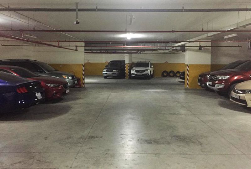 Unfurnished apartment for rent on Satra Eximland Phu Nhuan district HCMC