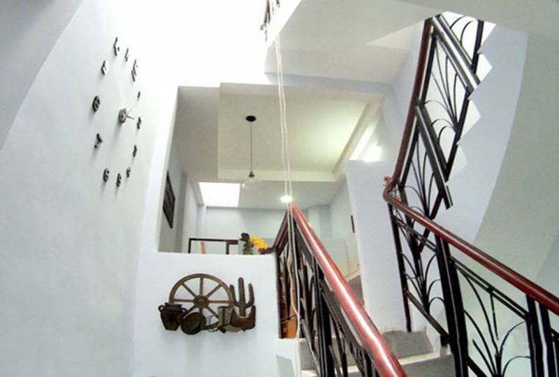 Nice house for rent in Tan Dinh ward district 1 Nguyen Van Nguyen street