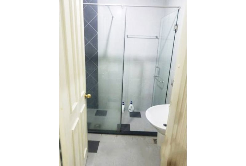 2 bedroom HCMC apartment in Phuc Yen building Tan Binh district for rent