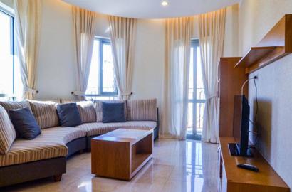 3 serviced apartment for lease on Sai Gon Pavillon District 3 - balcony style