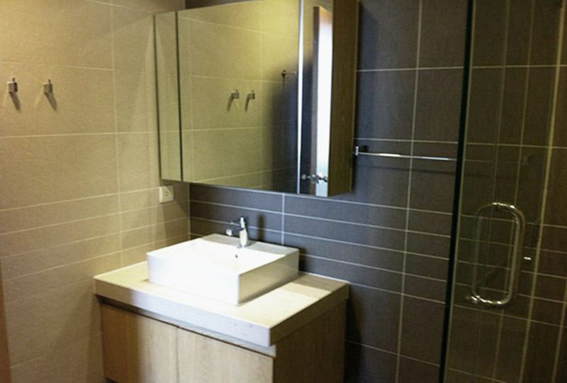 Leasing an apartment in Sunrise City , District 7, Ho Chi Minh city .