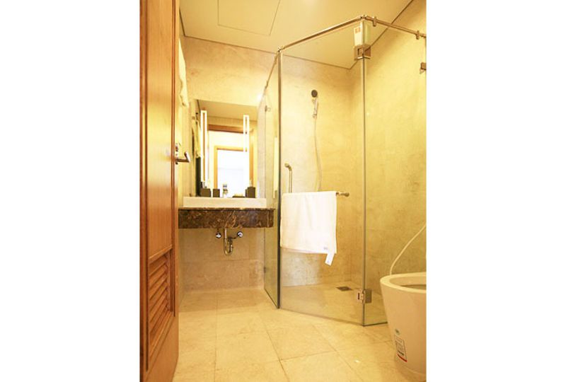 Duplex serviced apartment for rent on Sai Gon Pavillon serviced in District 3