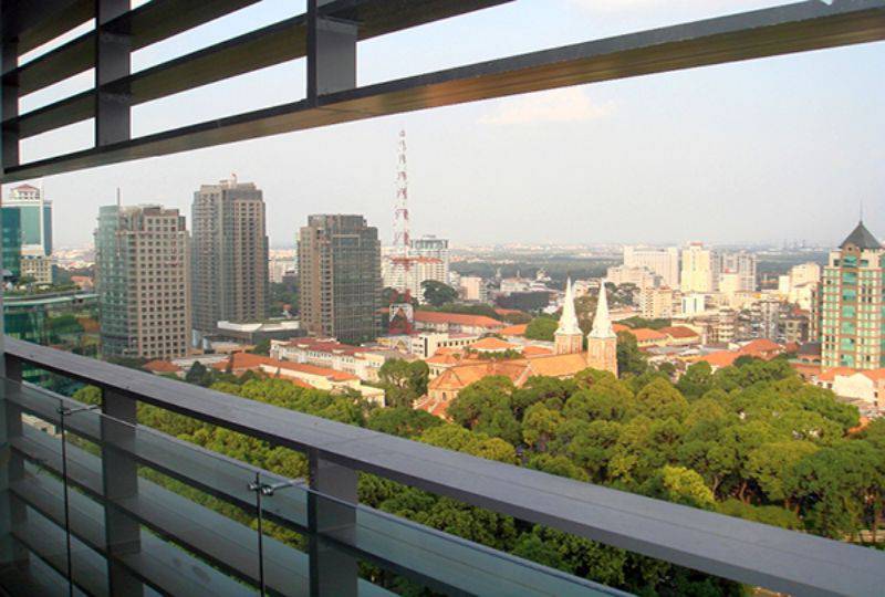 Luxury apartment for lease on Sailing tower in NTMK street district 1