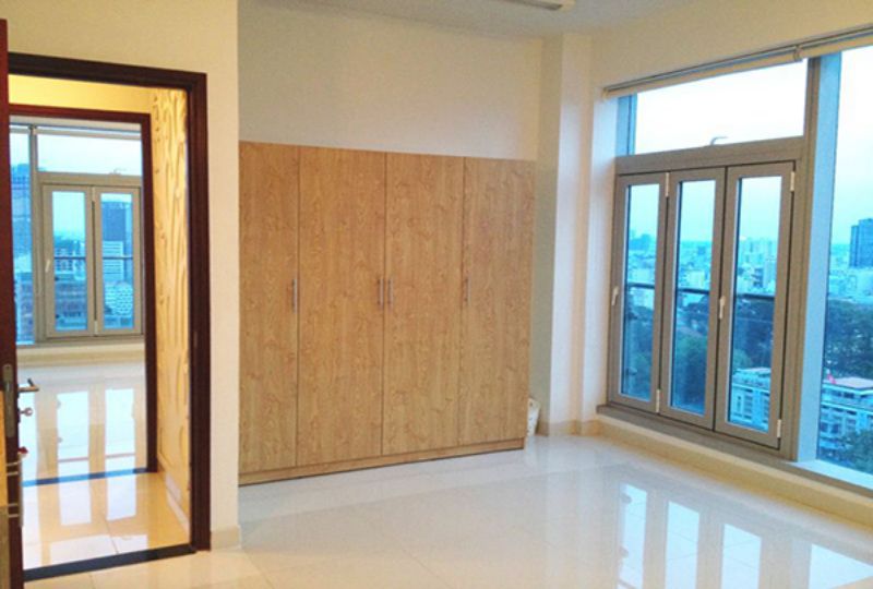 Luxury apartment for lease on Sailing tower in NTMK street district 1