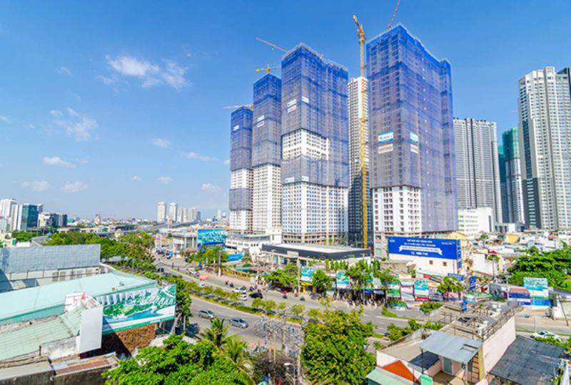 Nice serviced apartment for lease on Nguyen Huu Canh street Binh Thanh