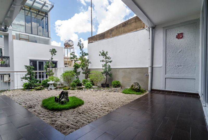 Penthouse serviced apartment for rent on Tran Dinh Xu street district 1