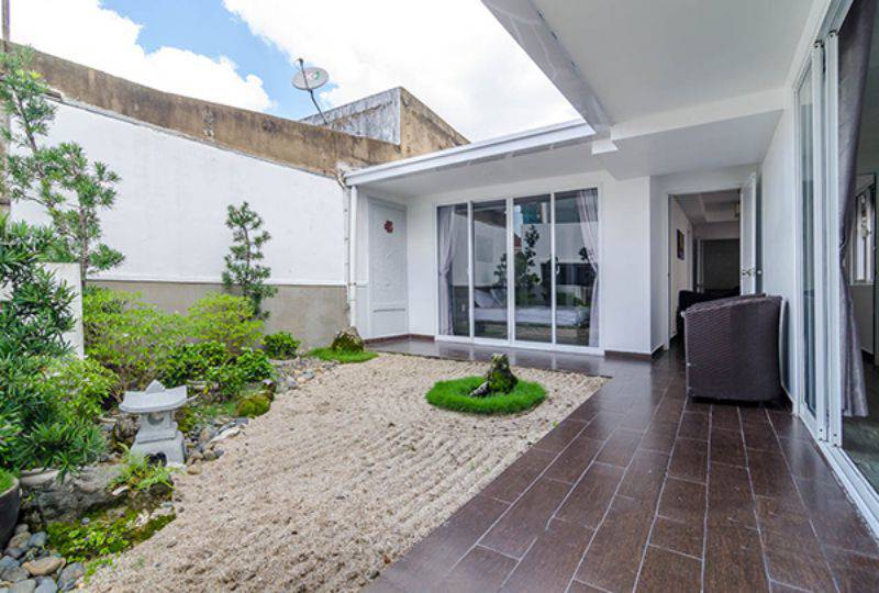 Penthouse serviced apartment for rent on Tran Dinh Xu street district 1