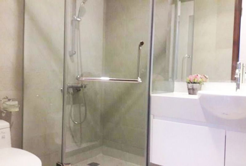 Brand-new apartment for rent on Vinhomes Central Park with nice interiors