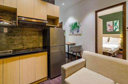 1 bedroom serviced apartment for rent on Le Lai street Ben Thanh district 1