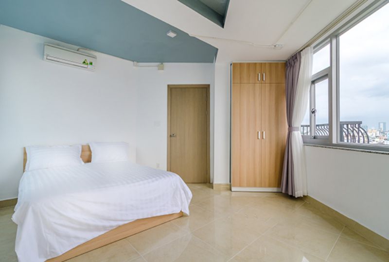 Luxury Penthouse serviced apartment for lease in Truong Sa street HCMC