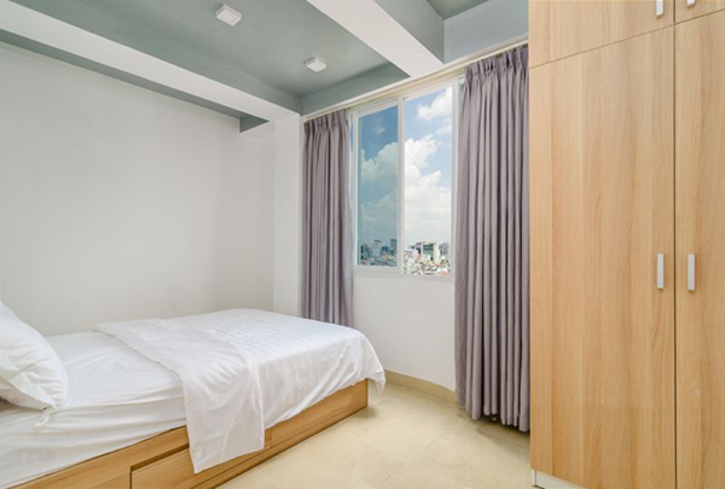 Luxury Penthouse serviced apartment for lease in Truong Sa street HCMC