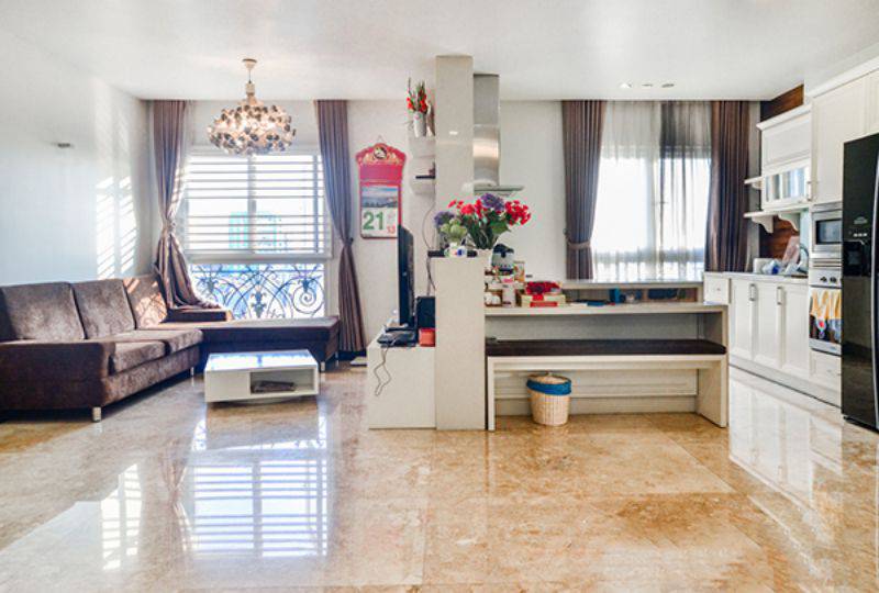 Nice Penthouse serviced apartment in Phu Nhuan district now leasing