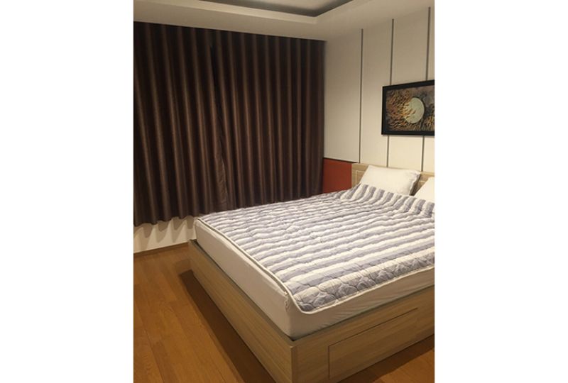 Nice apartment in Sky Center for rent Pho Quang street Phu nhuan district