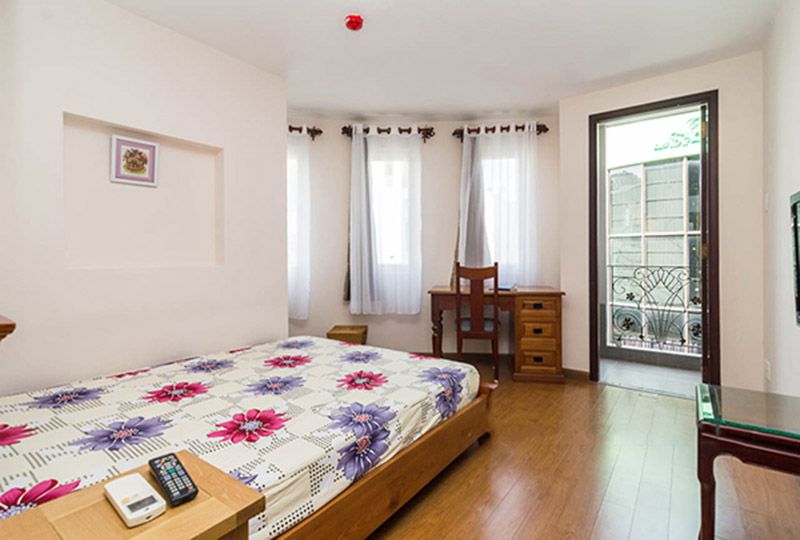 Serviced apartment for rent on Nguyen Thi Minh Khai street Dakao ward District 1.