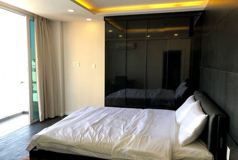 2 bedroom serviced apartment for rent on Nguyen Van Troi street, district 3