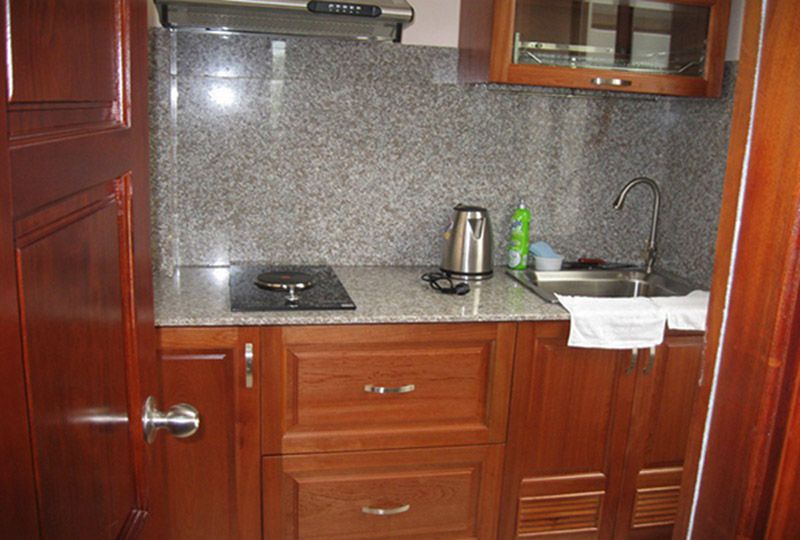 Studio serviced apartment for lease on Nguyen Thi Minh Khai street District 1.