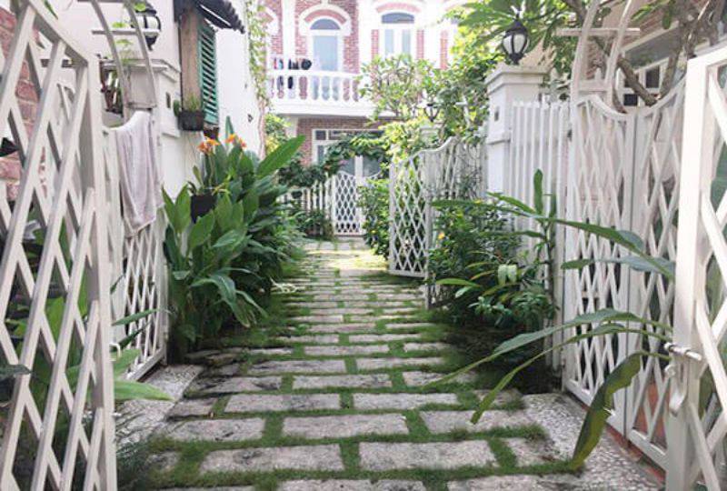 Nice house for rent in compound at Tran Nao street district 2 Ho Chi Minh