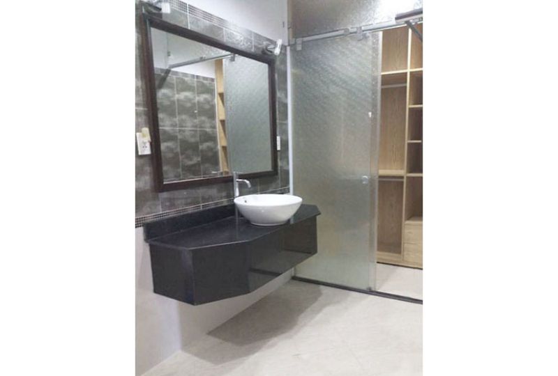 Penthouse serviced apartment for rent in Cuu Long street Tan Binh District