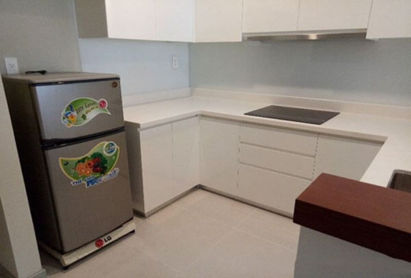 Cheap apartment for rent on The Gold View - Ben Van Don street district 4