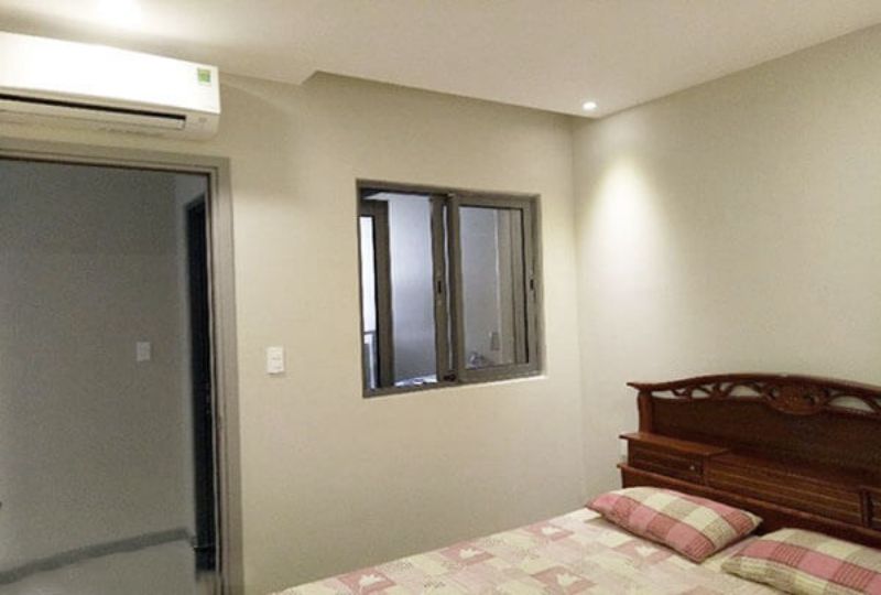 Cheap apartment for rent on The Gold View - Ben Van Don street district 4