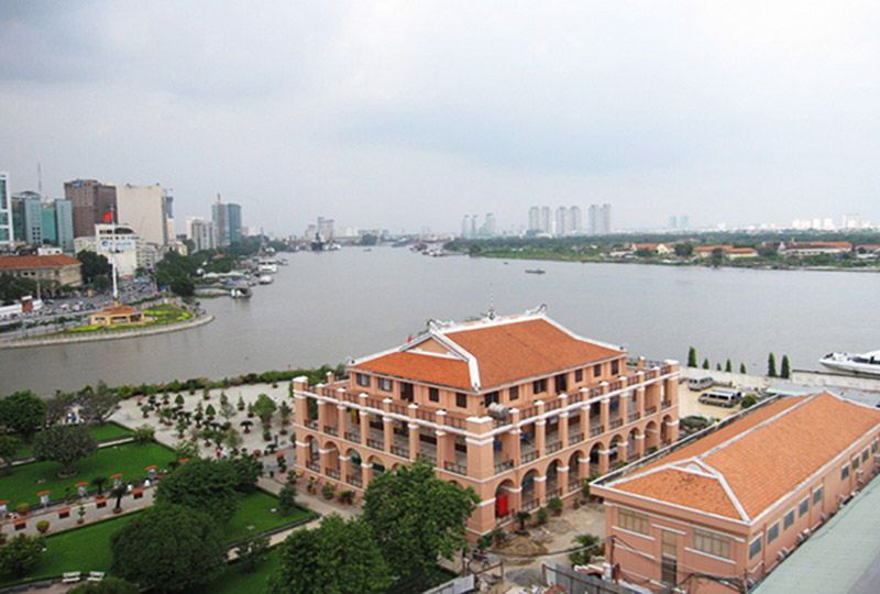 Office for lease in Saigon Port,Nguyen Tat Thanh street, District 4 , nearby district 1, Nice view .