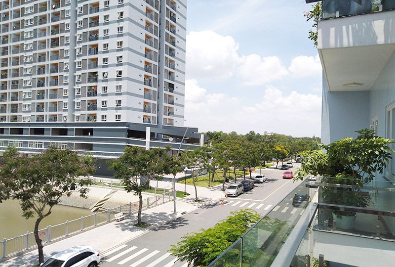 Cheap apartment for rent on district 7 Jamona City Dao Tri street Saigon