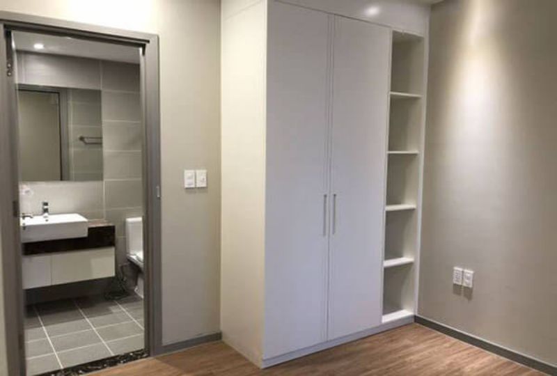 Unfurnished apartment for rent at Ben Van Don street The Gold View Tower