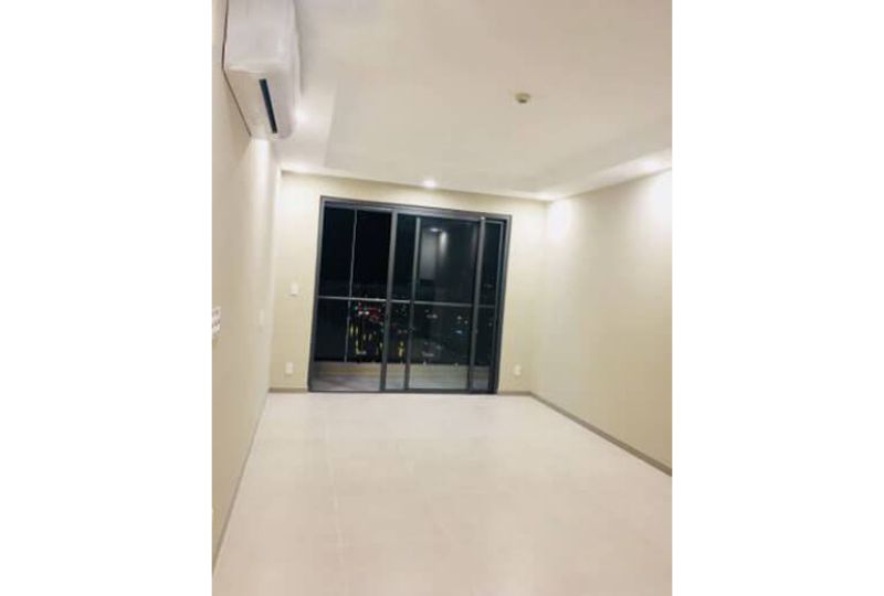 Unfurnished apartment for lease on The Gold View district 4 Saigon city