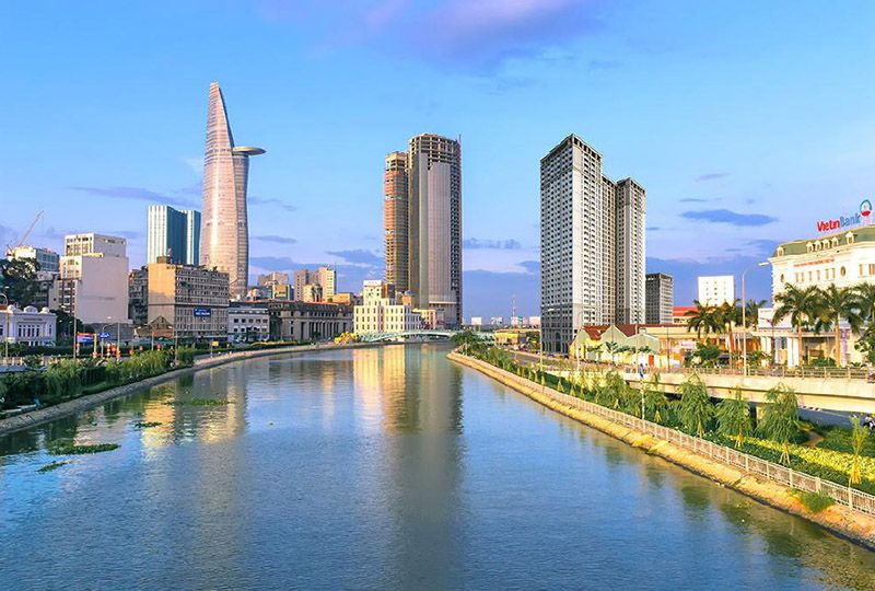 Luxury apartment for rent in district 4 Tresor flat Ben Van Don street HCMC